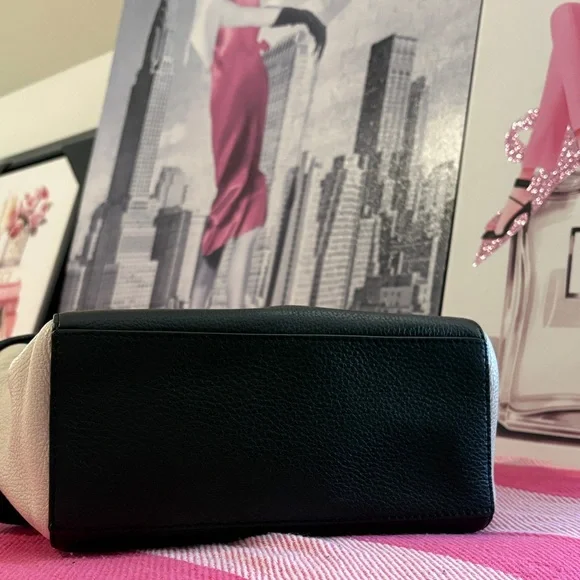 Kate Spade Black and Cream crossbody and top handle - Picture 5 of 15